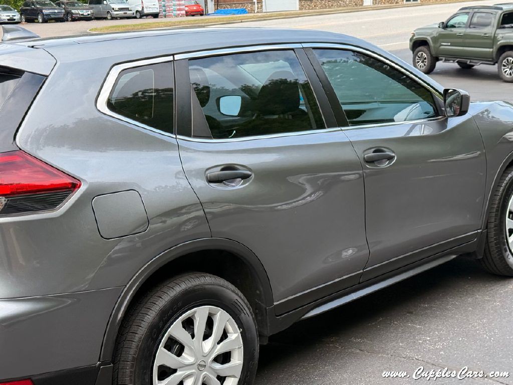 2018 Nissan Rogue Image 39