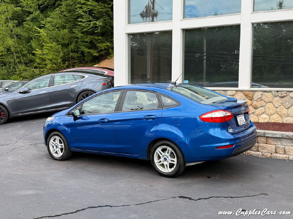 2018 Ford Fiesta Image 2