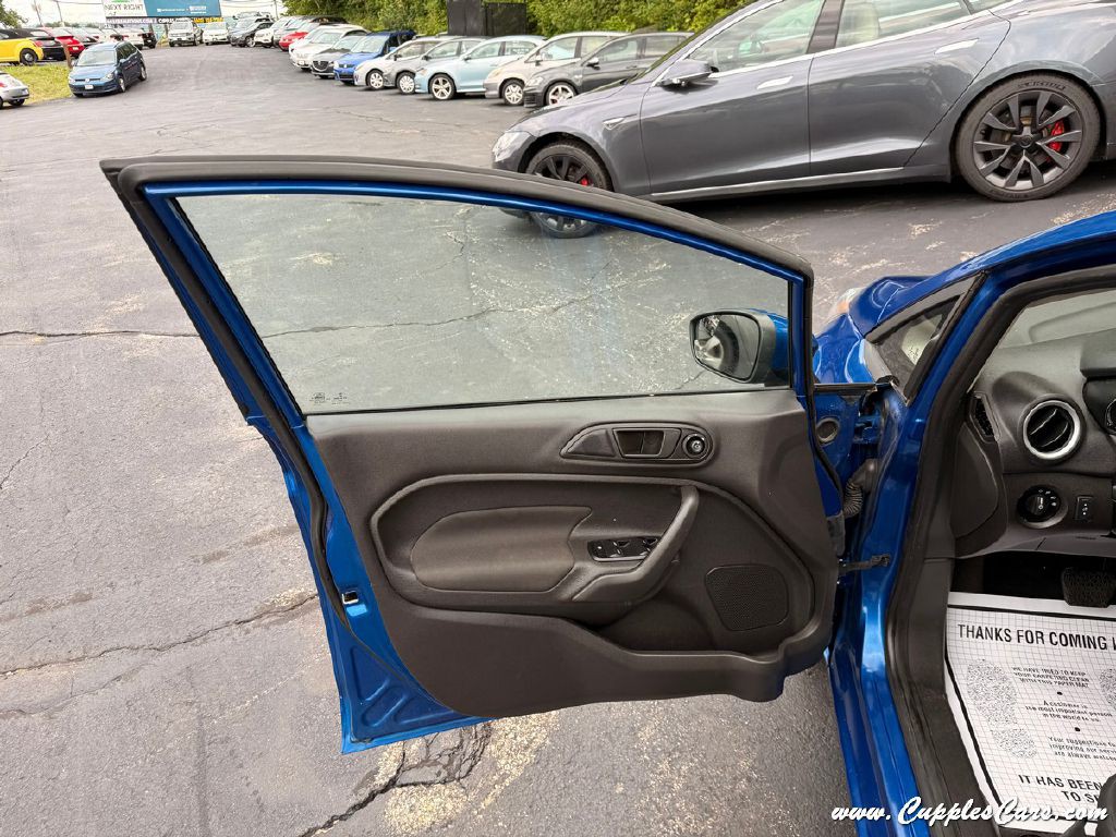 2018 Ford Fiesta Image 6