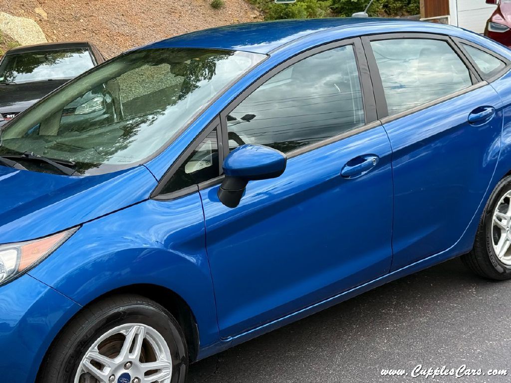 2018 Ford Fiesta Image 32