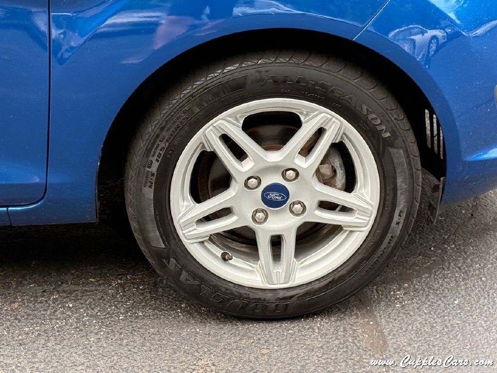2018 Ford Fiesta Image 40