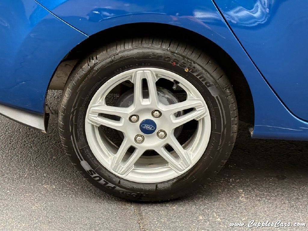 2018 Ford Fiesta Image 41