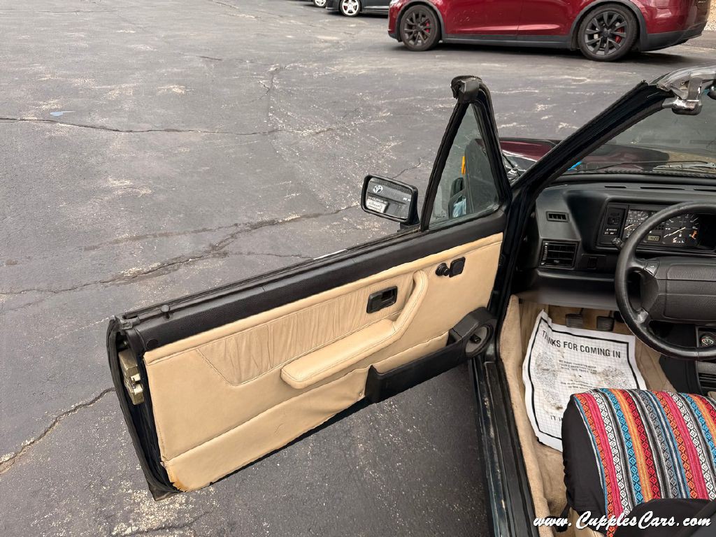 1992 Volkswagen Cabriolet Image 5