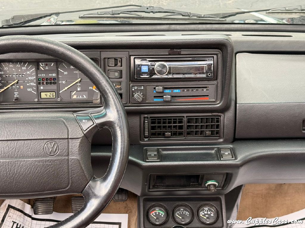 1992 Volkswagen Cabriolet Image 25