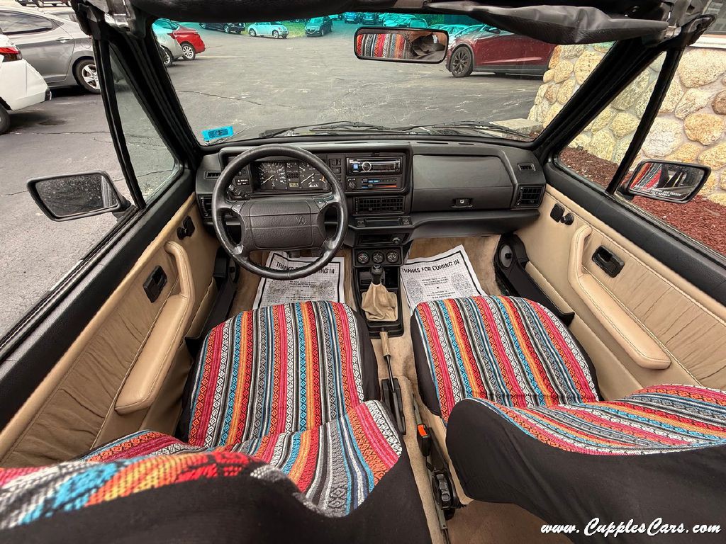 1992 Volkswagen Cabriolet Image 28