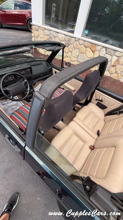 1992 Volkswagen Cabriolet Image 37