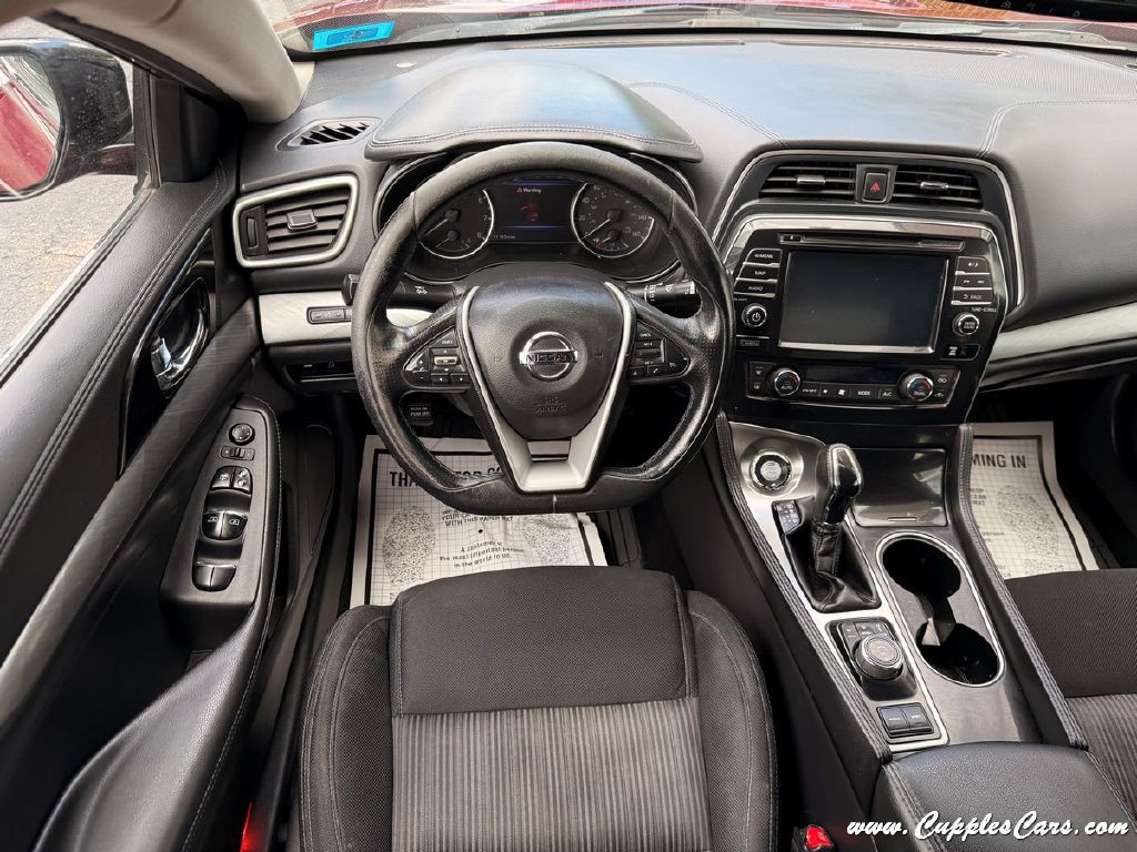 2017 Nissan Maxima Image 19