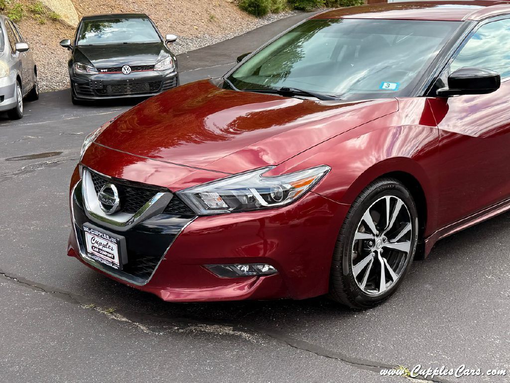 2017 Nissan Maxima Image 30