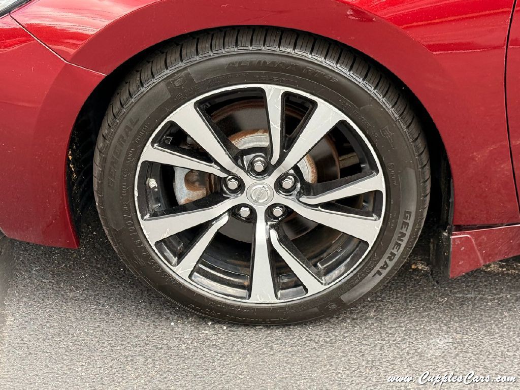 2017 Nissan Maxima Image 42