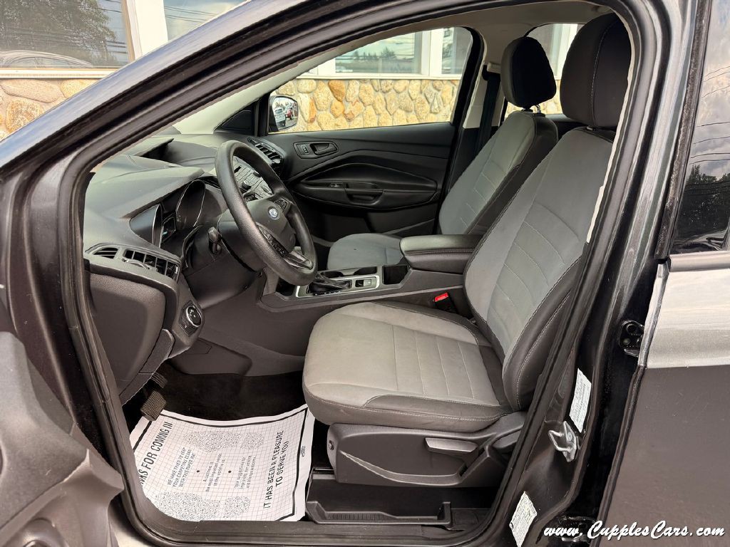 2017 Ford Escape Image 3