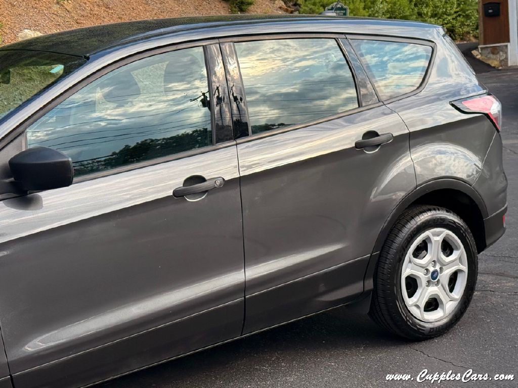2017 Ford Escape Image 34