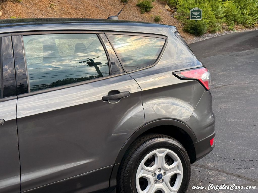 2017 Ford Escape Image 35