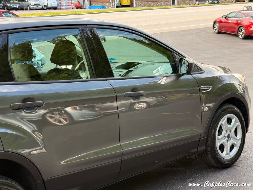 2017 Ford Escape Image 39
