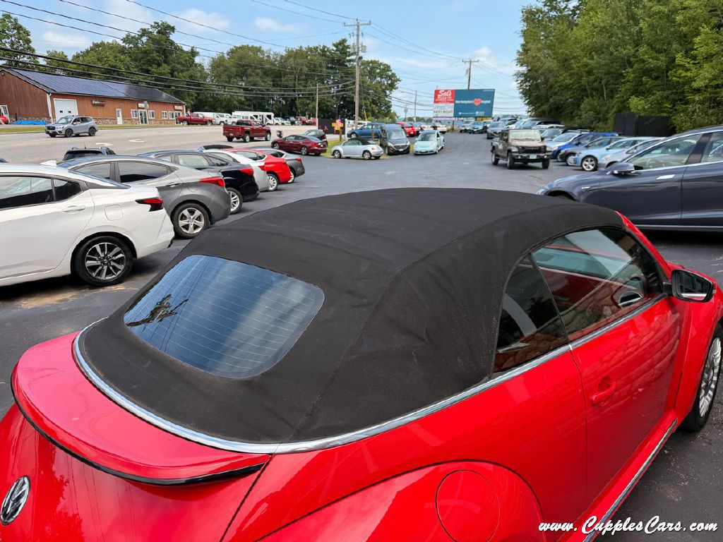 2013 Volkswagen Beetle Image 26