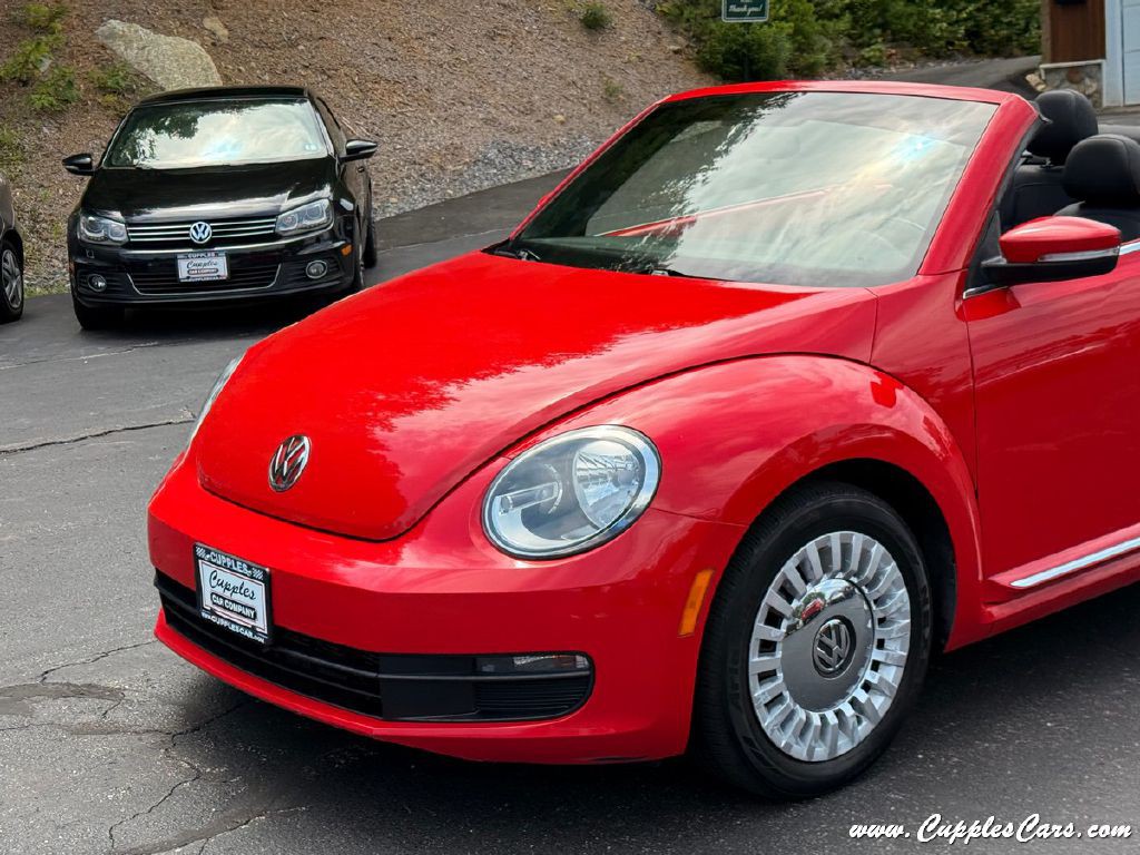 2013 Volkswagen Beetle Image 36