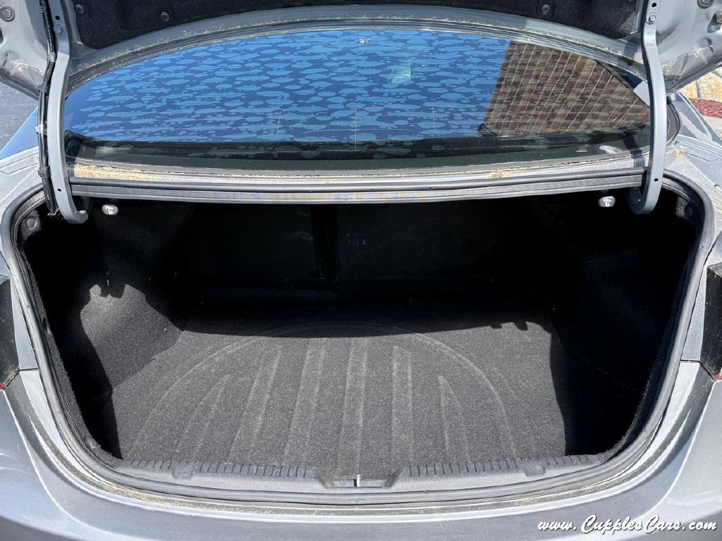 2013 Hyundai Elantra Image 7