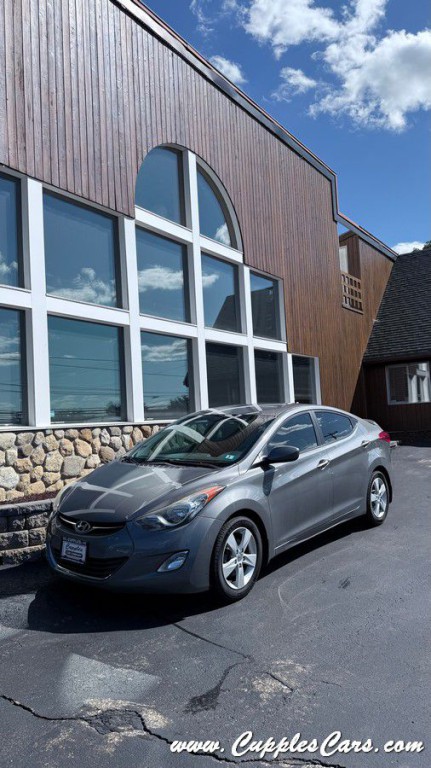 2013 Hyundai Elantra Image 24