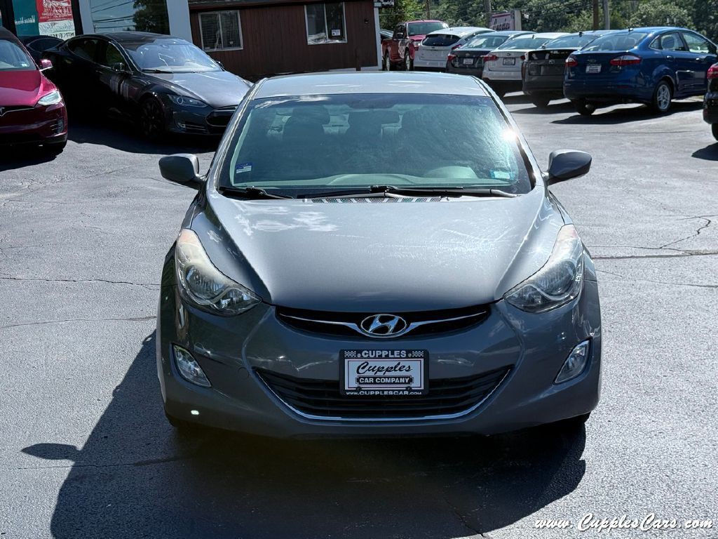 2013 Hyundai Elantra Image 29