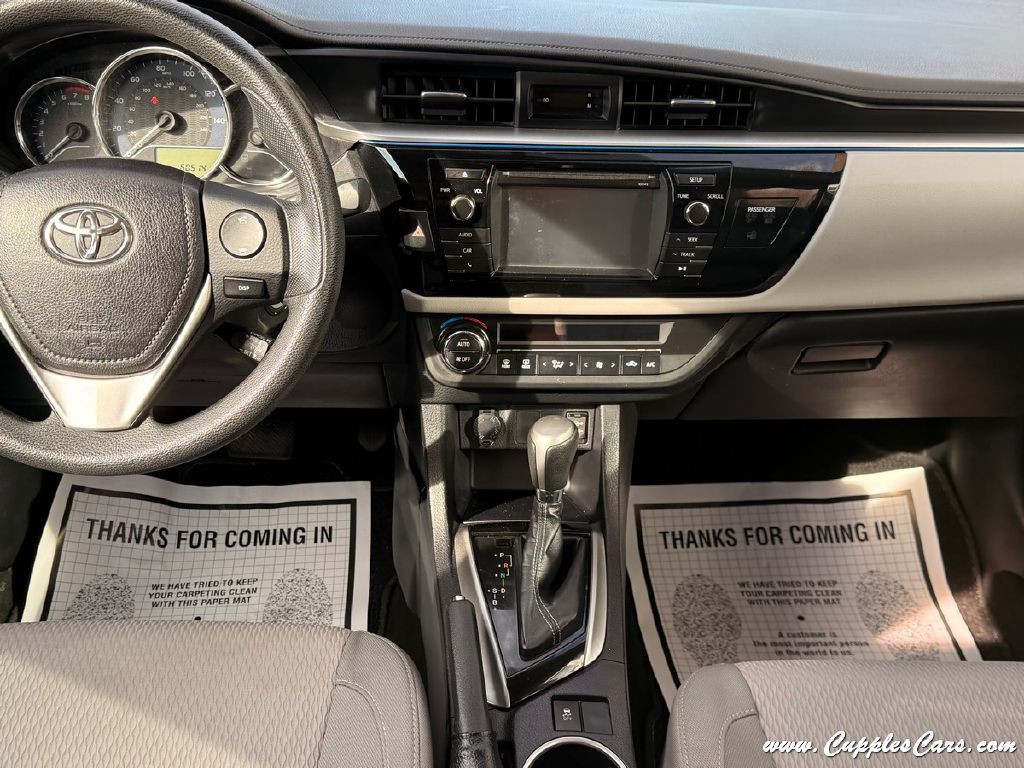 2014 Toyota Corolla Image 18