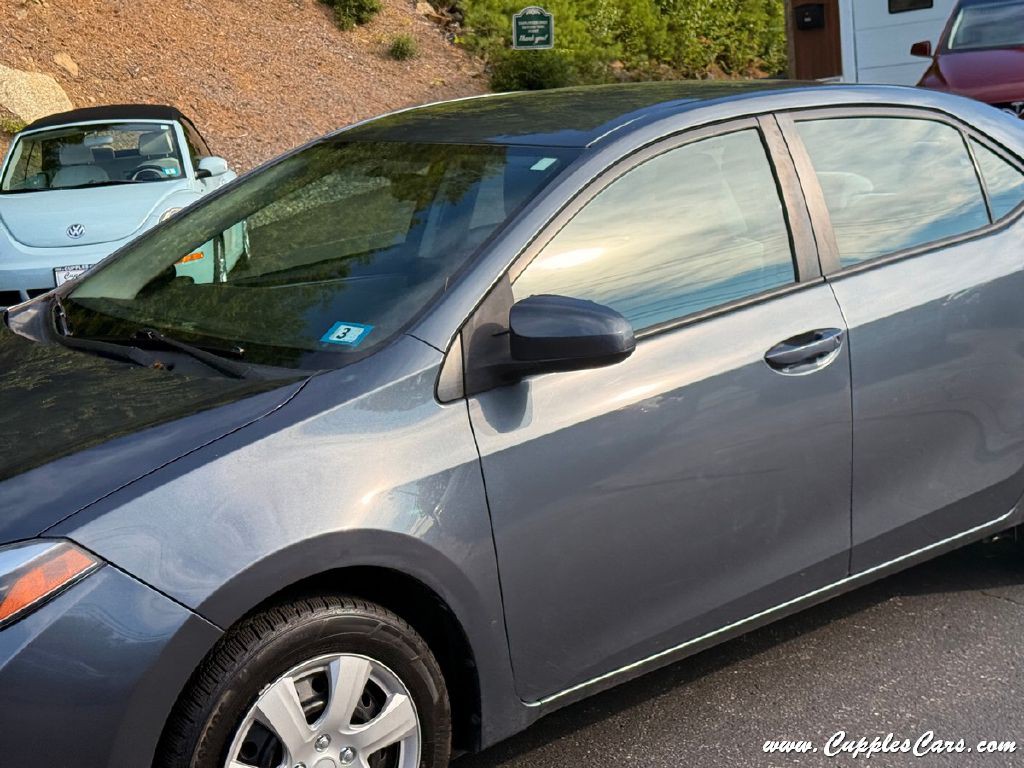 2014 Toyota Corolla Image 28