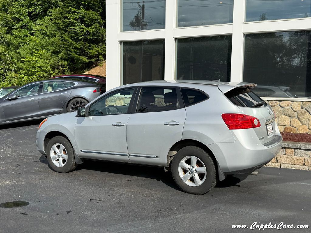 2012 Nissan Rogue Image 2