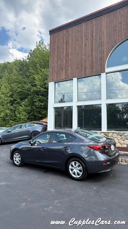 2016 Mazda Mazda3 Image 28