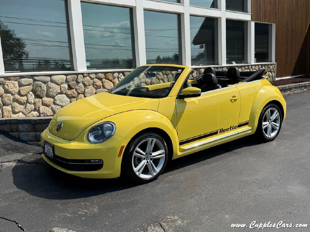 2014 Volkswagen Beetle Image 12