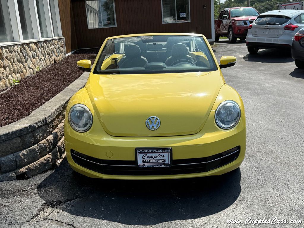 2014 Volkswagen Beetle Image 13