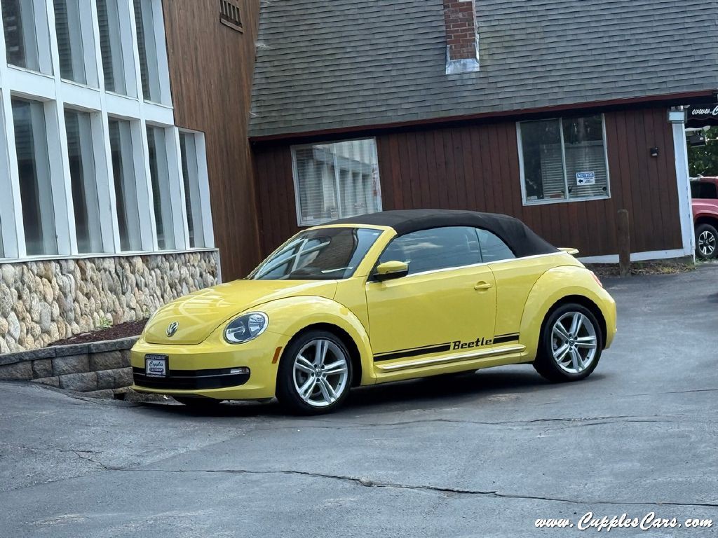 2014 Volkswagen Beetle Image 14