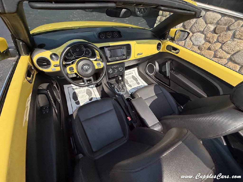 2014 Volkswagen Beetle Image 27