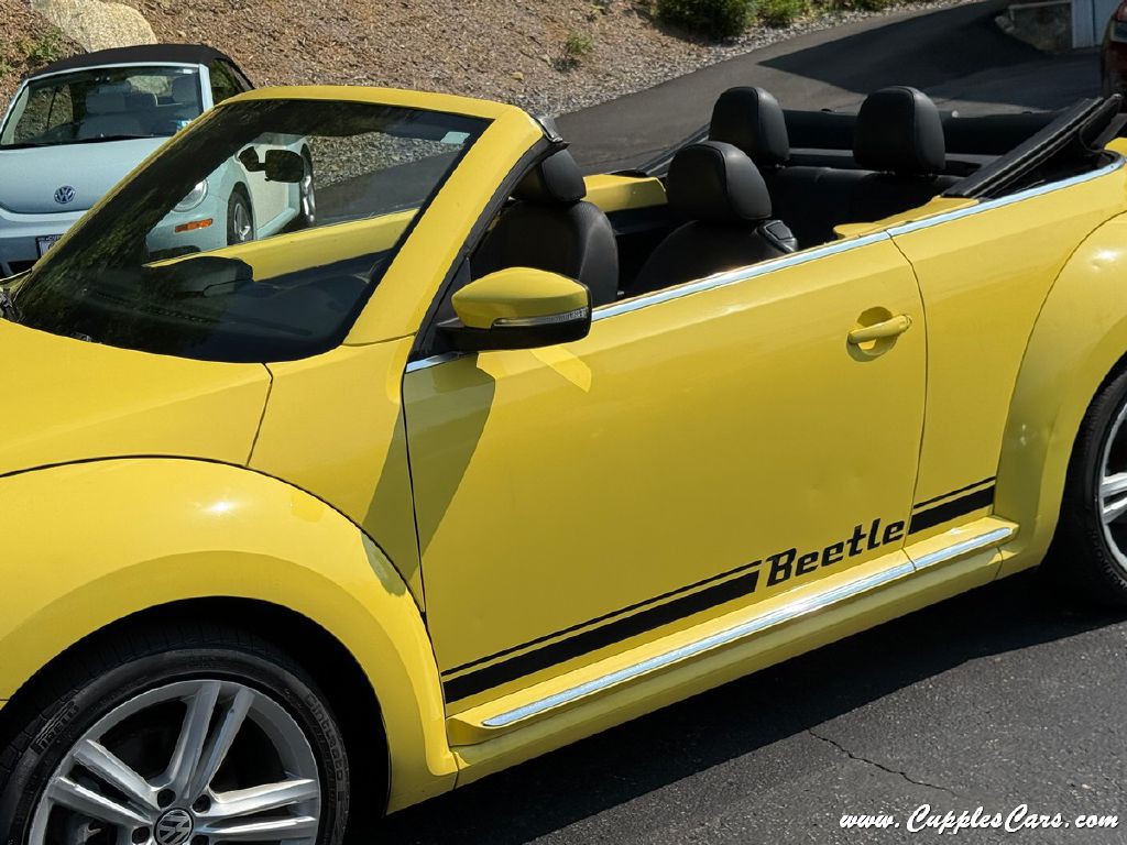 2014 Volkswagen Beetle Image 37