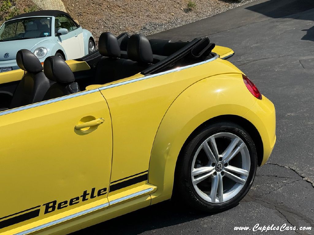 2014 Volkswagen Beetle Image 38