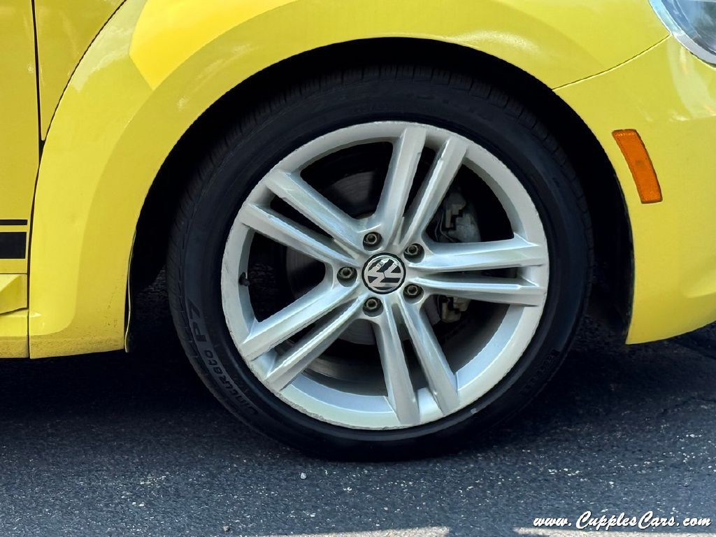 2014 Volkswagen Beetle Image 43