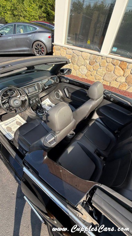 2013 Volkswagen Beetle Image 37
