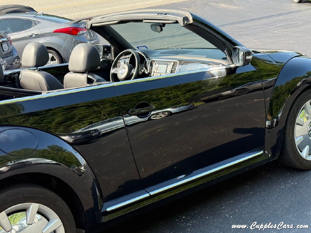 2013 Volkswagen Beetle Image 44