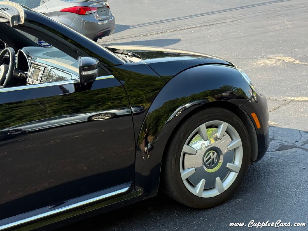 2013 Volkswagen Beetle Image 45