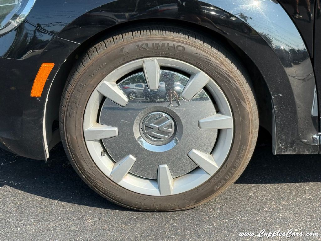 2013 Volkswagen Beetle Image 49