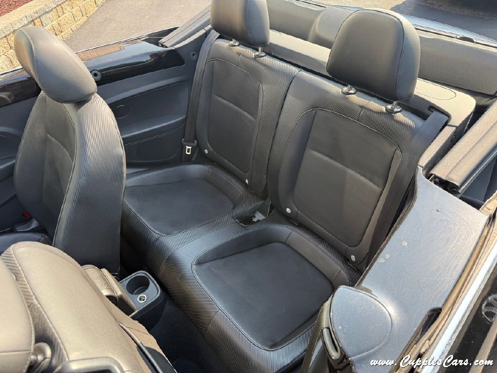 2013 Volkswagen Beetle Image 7