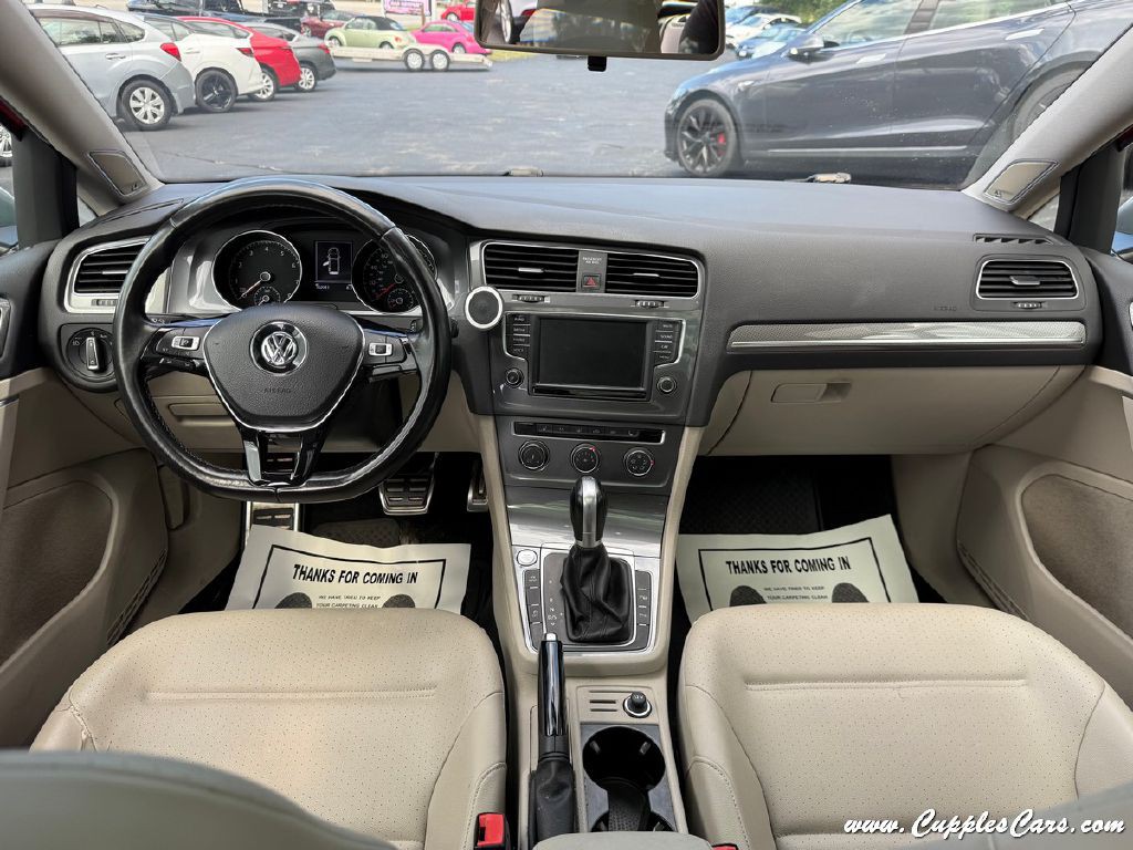 2017 Volkswagen Golf Image 14