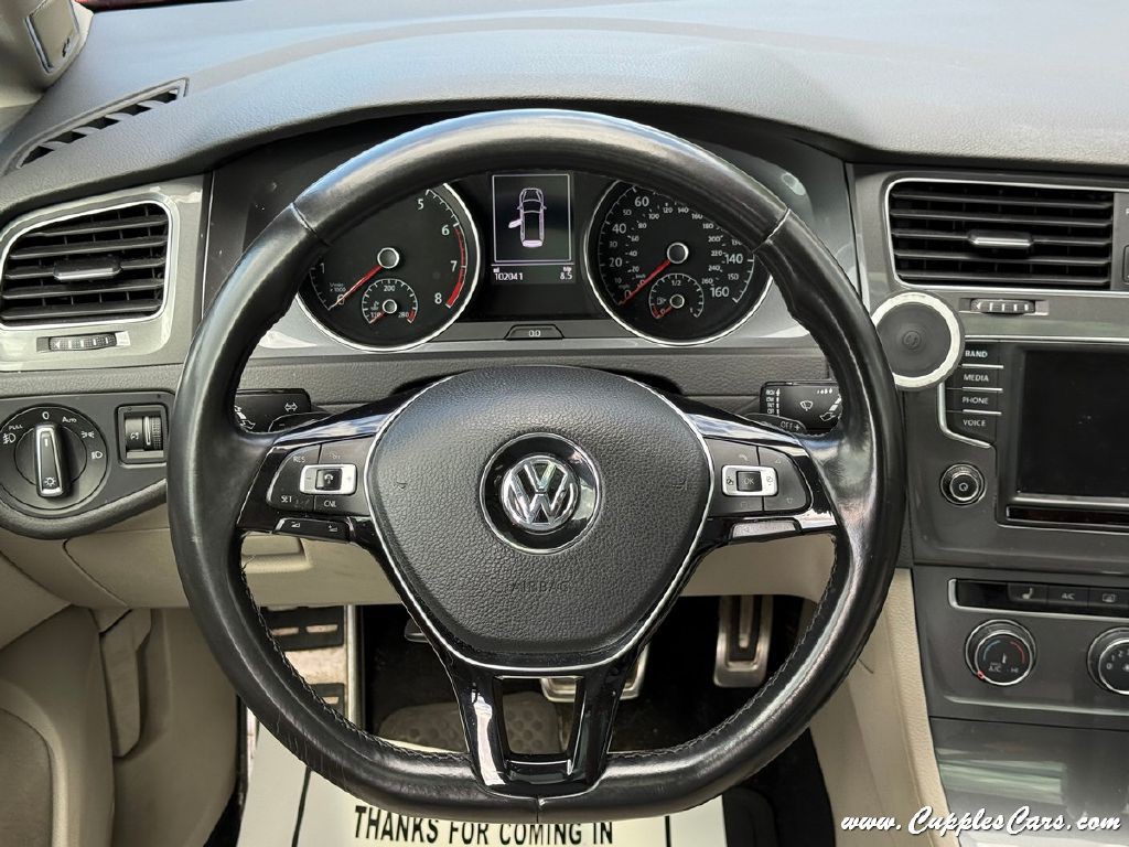 2017 Volkswagen Golf Image 18