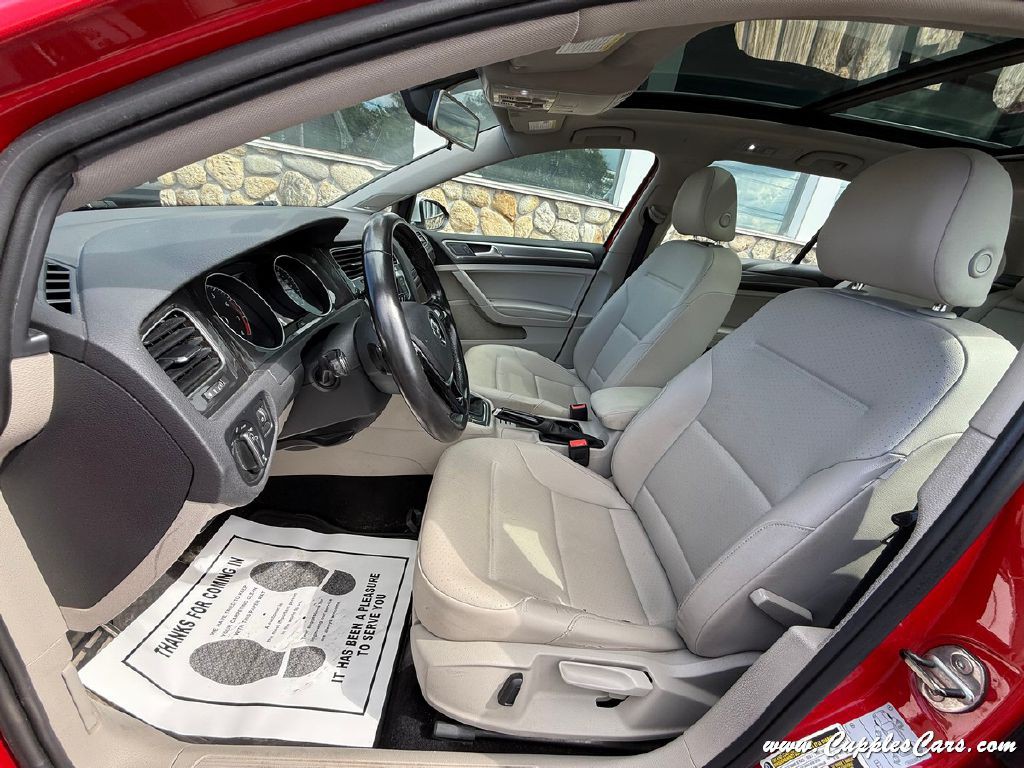 2017 Volkswagen Golf Image 22