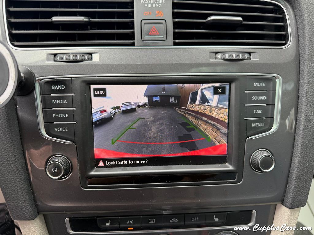 2017 Volkswagen Golf Image 27