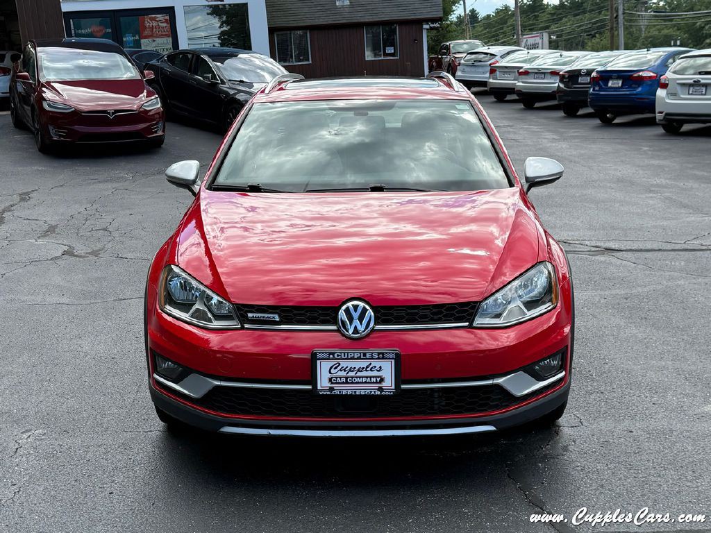 2017 Volkswagen Golf Image 34