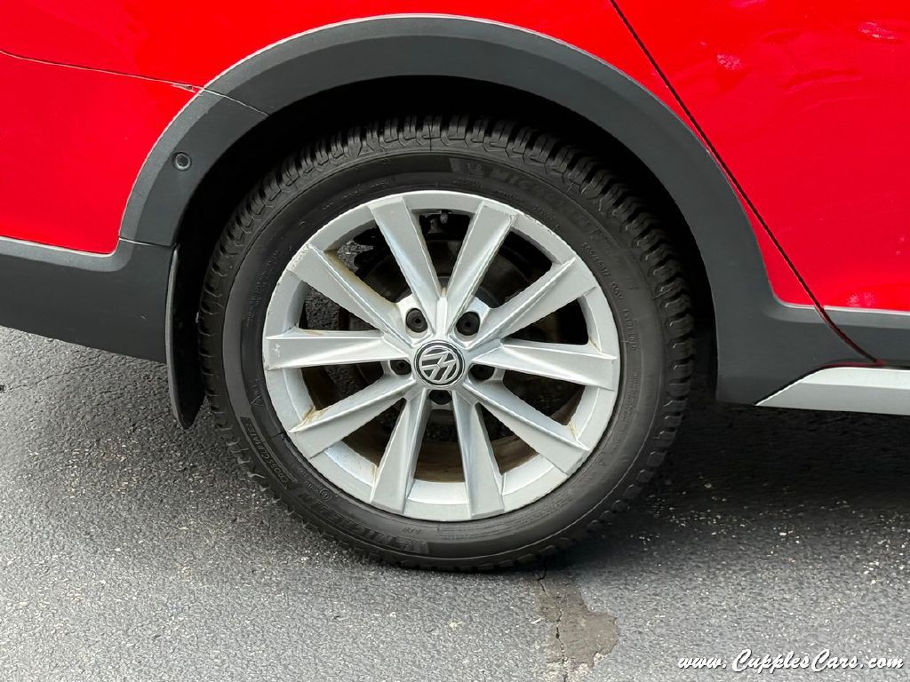 2017 Volkswagen Golf Image 45
