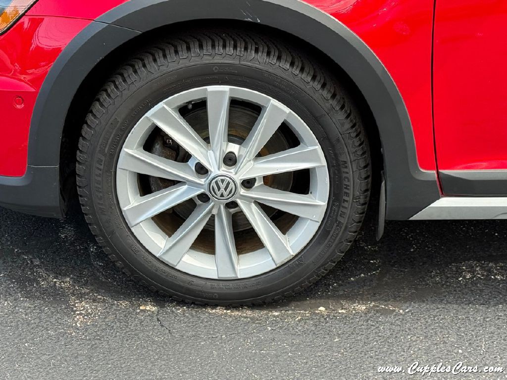 2017 Volkswagen Golf Image 47