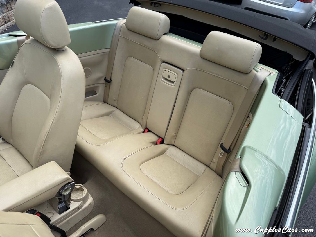 2008 Volkswagen Beetle Image 7