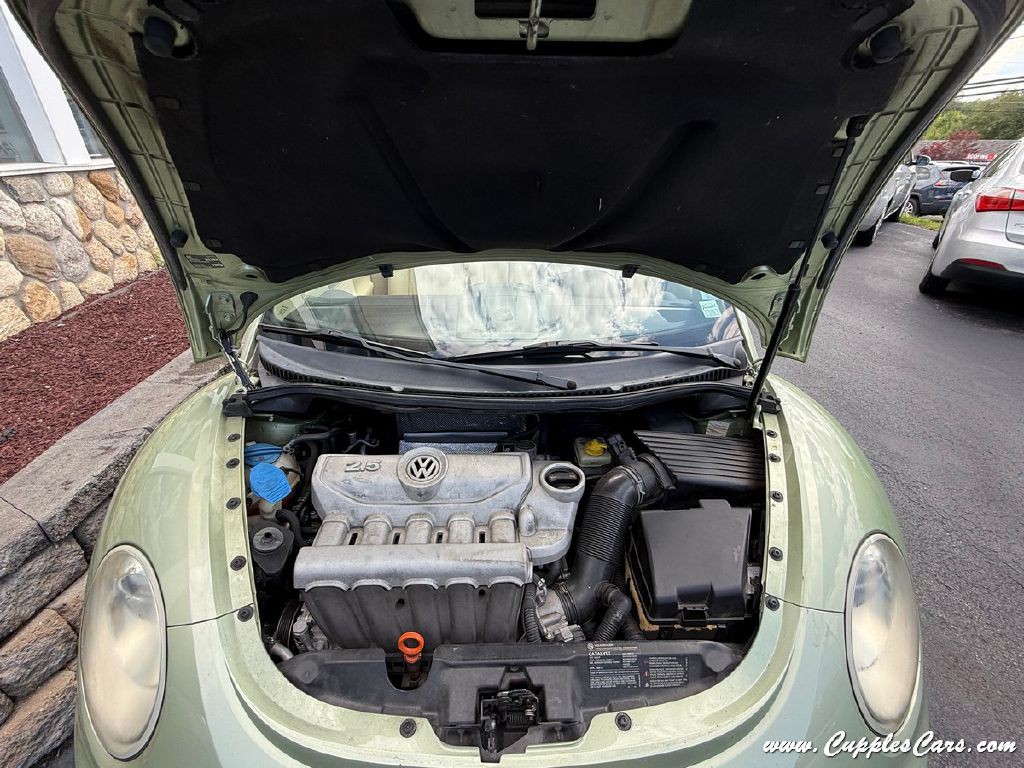 2008 Volkswagen Beetle Image 16