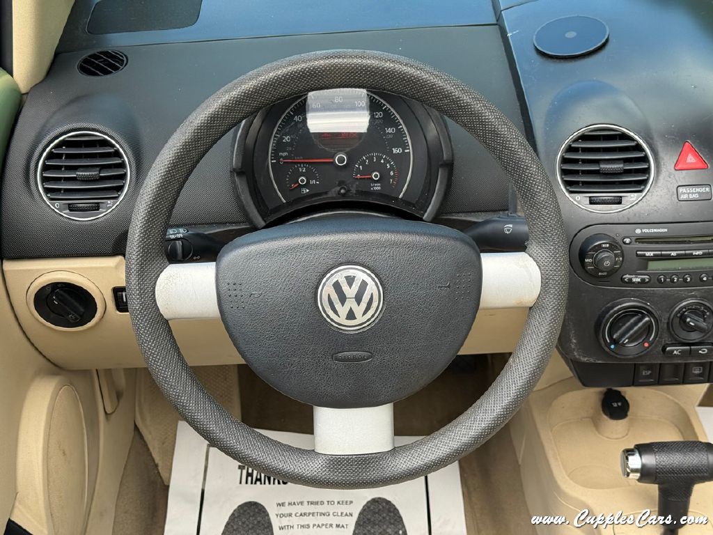 2008 Volkswagen Beetle Image 21