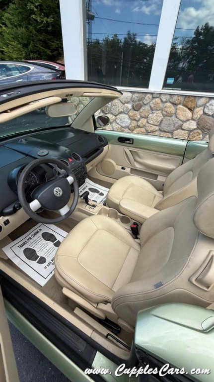 2008 Volkswagen Beetle Image 34