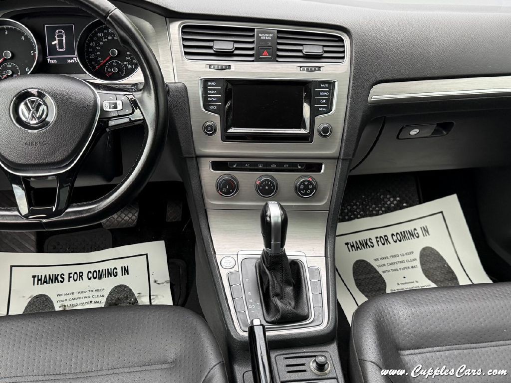 2015 Volkswagen Golf Image 20
